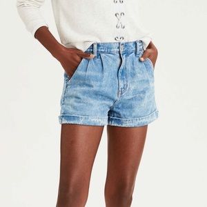 American Eagle AE Denim Mom Short in Classic Blue